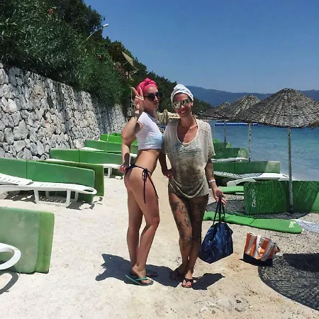 Hotel Nergos Garden Side
